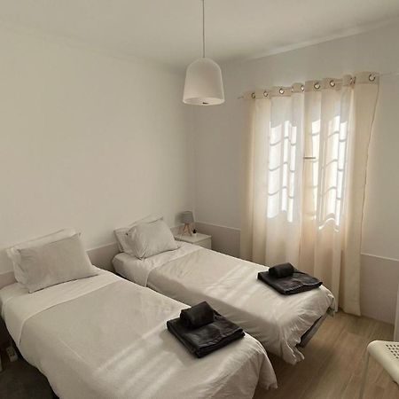 Espirito Azul Guest House - Rooms To Rent, 2 Minutes Walking From The Beach, Marina And Our Dive Center Vila Franca do Campo Exterior photo